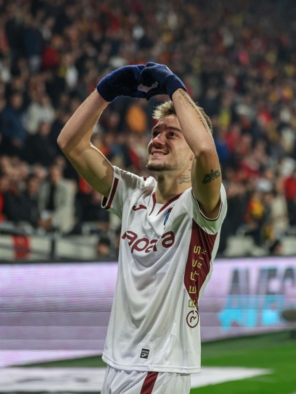 MUÇİ ATIYOR TRABZONSPOR KAZANIYOR 