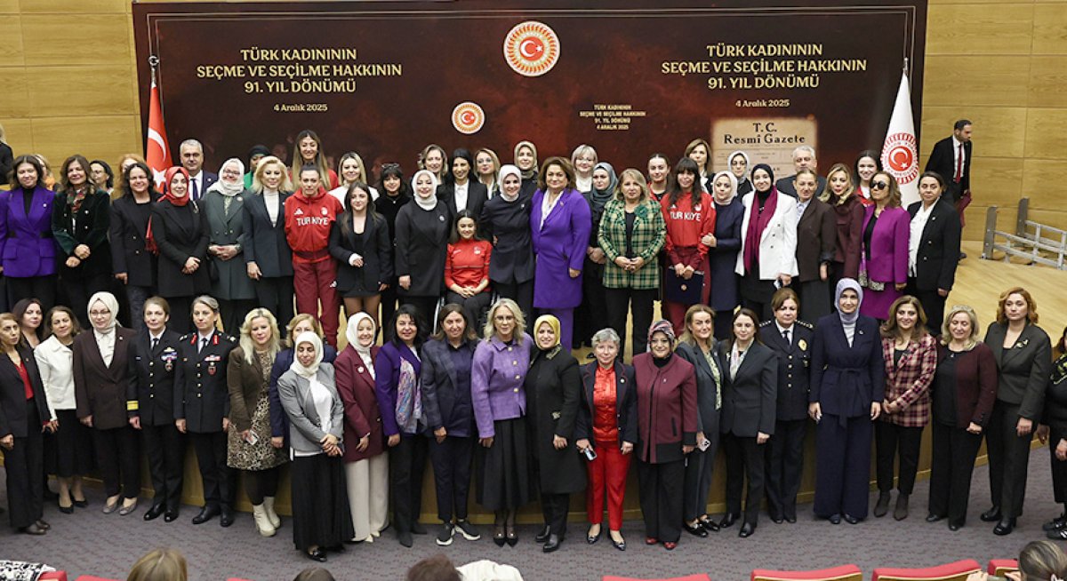 TBMM’DE “TÜRK KADINININ SEÇME VE SEÇİLME HAKKININ 91. YIL DÖNÜMÜ PROGRAMI” DÜZENLENDİ