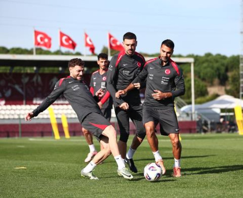 MİLLİ TAKIM İSPANYA'DA 