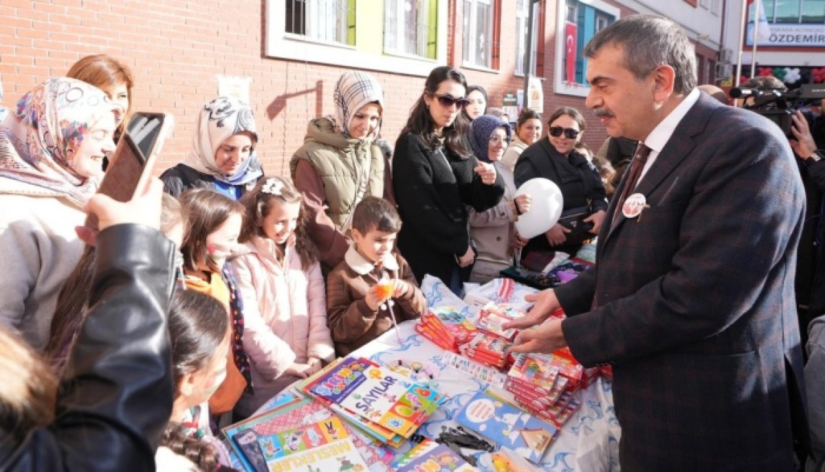 "BİR OKUL BİN UMUT GAZZE KERMESİ"
