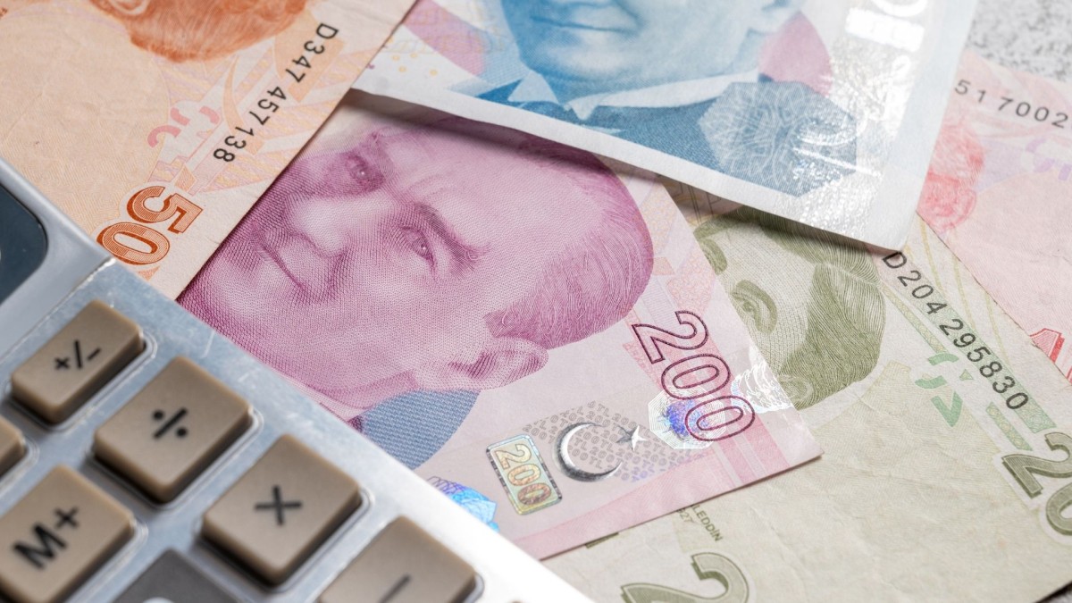 Bazı meslek gruplarına yıllık harç zorunluluğu geliyor