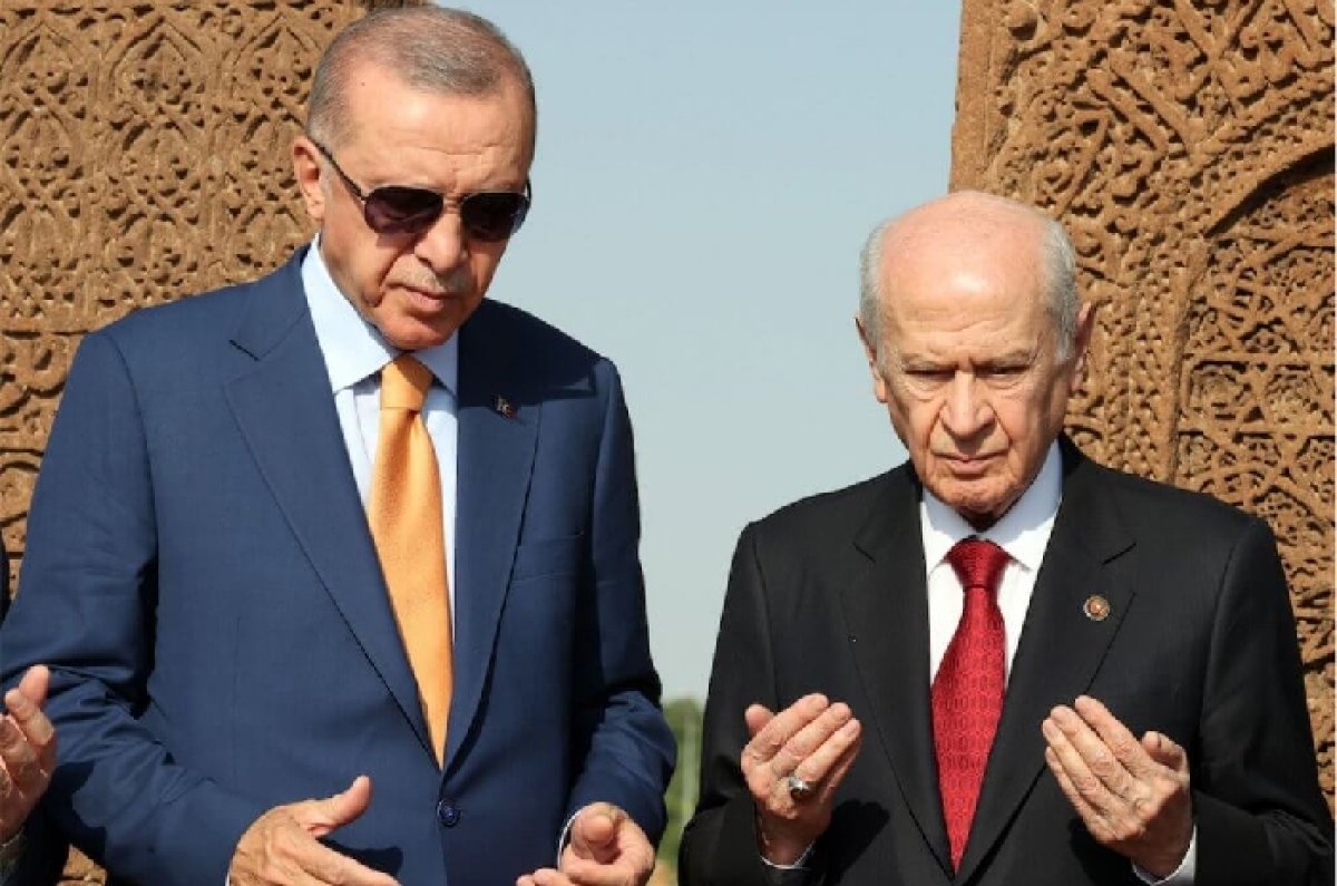 "BİRLİKTE GÜÇLÜYÜZ"