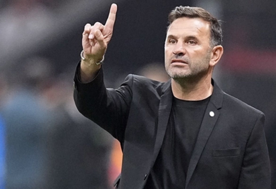 Okan Buruk Biz Galatasaray’ız – Galatasaray Birleşecek”