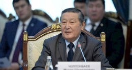 Kırgızistan Eski Meclis Başkanı Mukar Çolponbayev koronavirüsten öldü