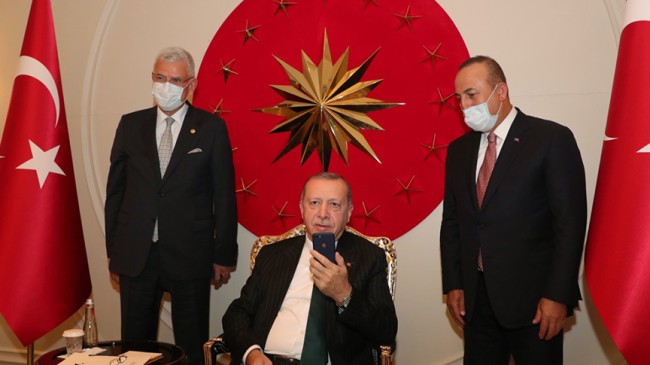 Cumhurbaşkanı Erdoğan, Türkiye’nin BM Daimi Temsilcisi Sinirlioğlu ile görüştü