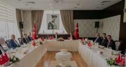 Kılıçdaroğlu Chp’li  İl Belediye Başkanları ile Toplandı